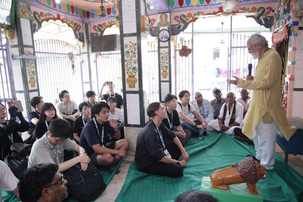 anil gupta with japan students
